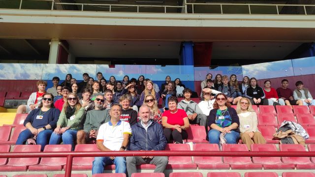 Escola Secundária Dr. António Granjo recebeu um grupo de 24 alunos e 8 professores oriundos da Alemanha (Bad Harzburg), Países Baixos (Amesterdão), Eslovénia (Lenart) e Eslováquia (Bardejov), no âmbito do projeto de intercâmbio escolar Erasmus+, Together We Thrive.