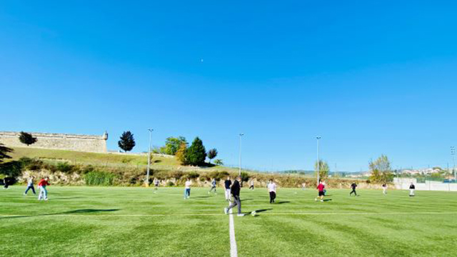 Escola Secundária Dr. António Granjo recebeu um grupo de 24 alunos e 8 professores oriundos da Alemanha (Bad Harzburg), Países Baixos (Amesterdão), Eslovénia (Lenart) e Eslováquia (Bardejov), no âmbito do projeto de intercâmbio escolar Erasmus+, Together We Thrive.